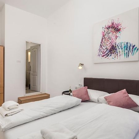 Apartment Doris Риека Экстерьер фото